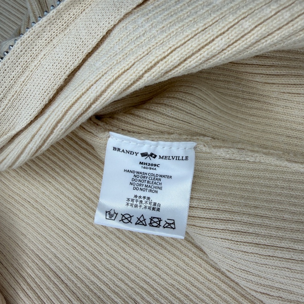 Brandy Melville Ribbed Zip Sweater Cream Cropped OS Mock Neck - Picture 5 of 6
